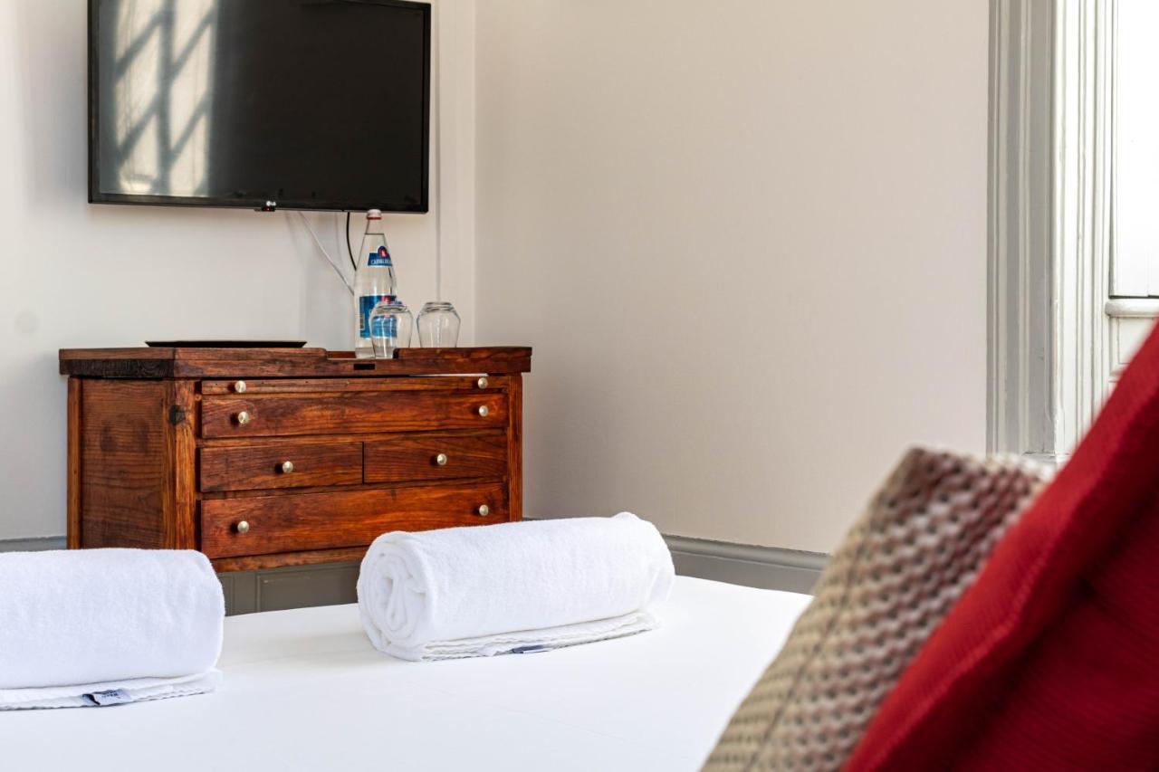 Hotel The Luggage Coimbra Esterno foto